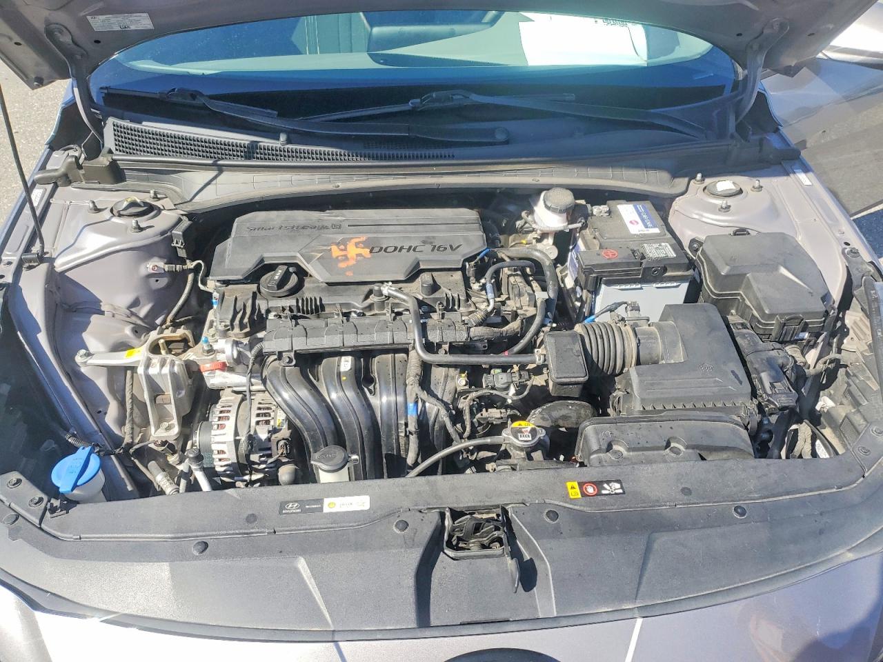 Hyundai ELANTRA Sel