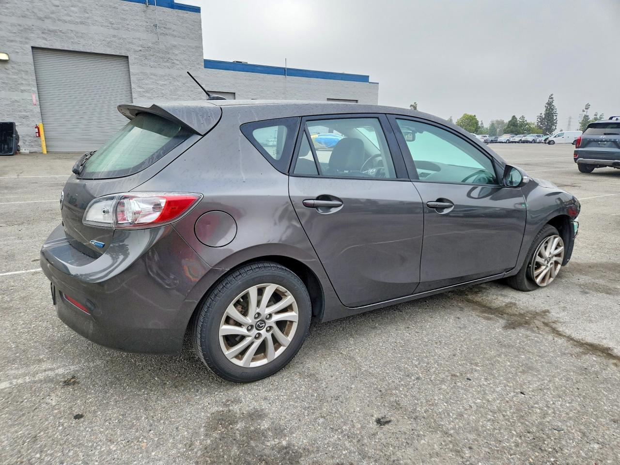 Mazda 3 I
