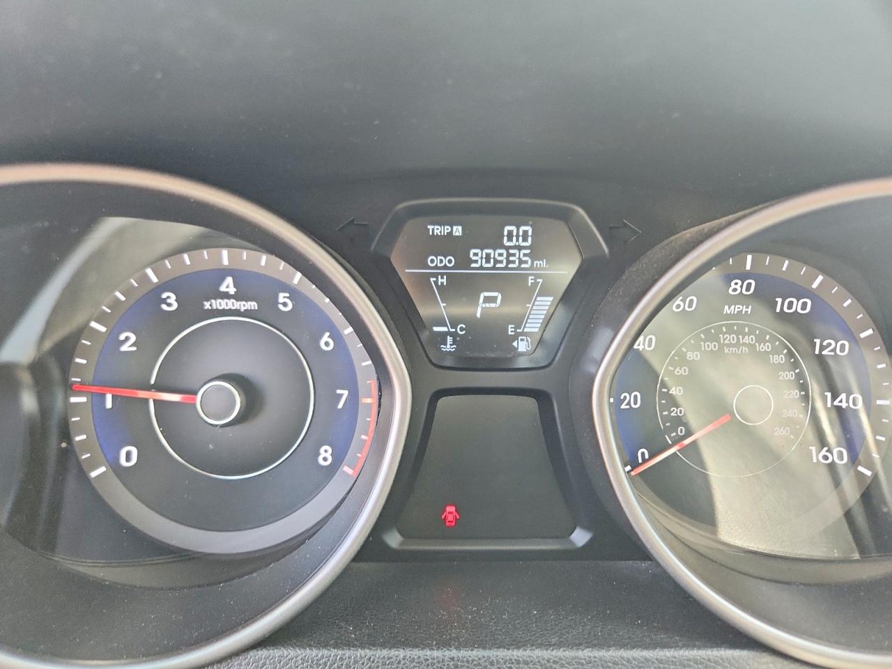 Hyundai ELANTRA Limited