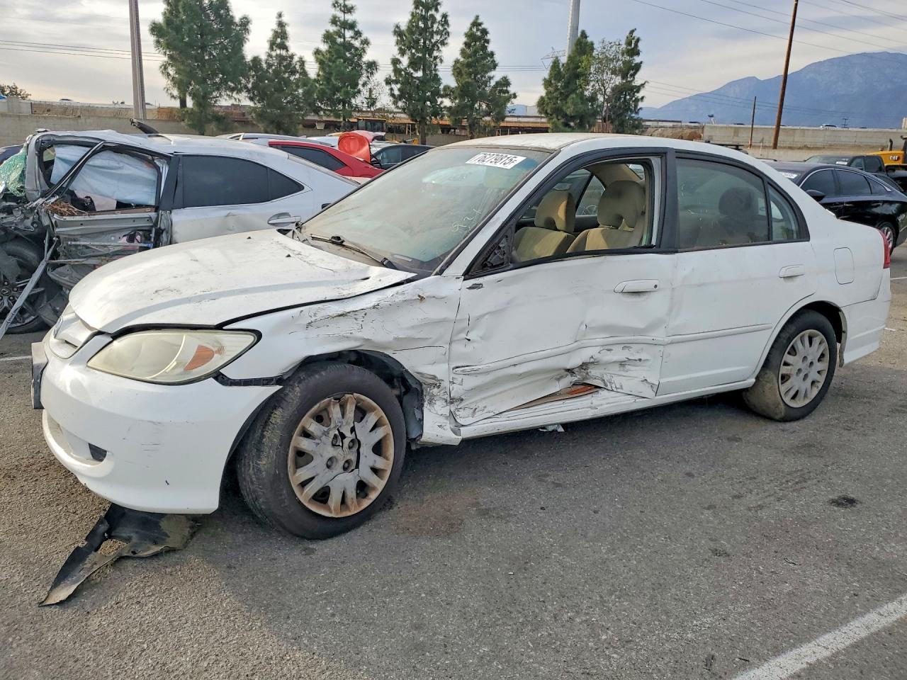 Salvage Honda Civic Image