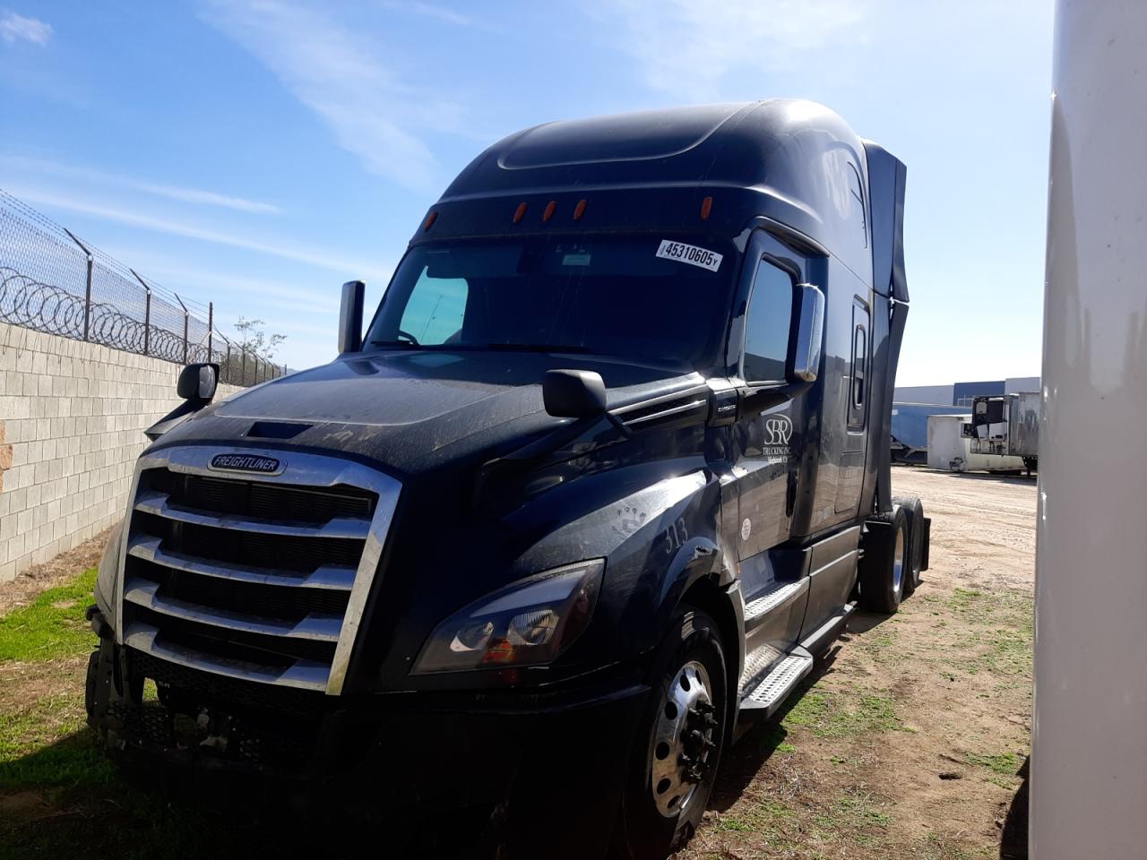 Freightliner Cascadia 126