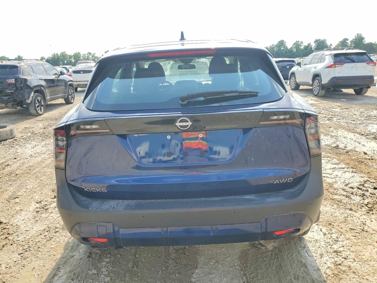 Nissan Kicks S