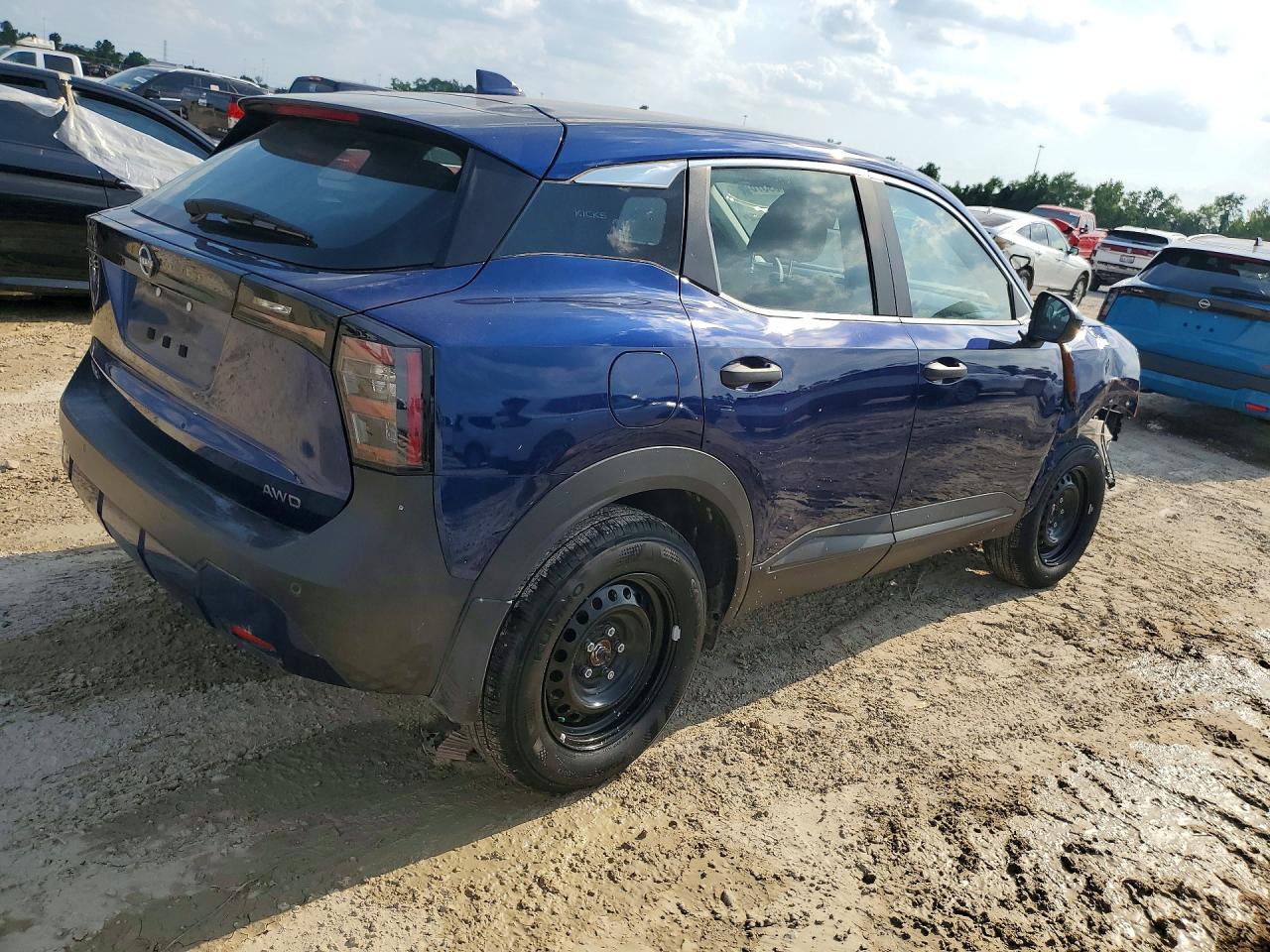 Nissan Kicks S