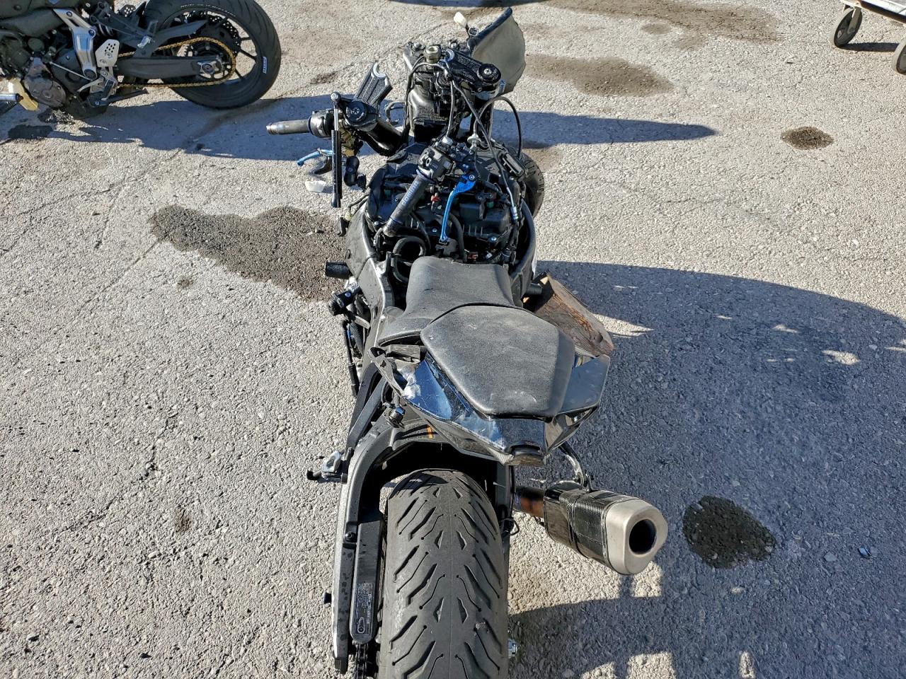 Kawasaki Zx1002 L L