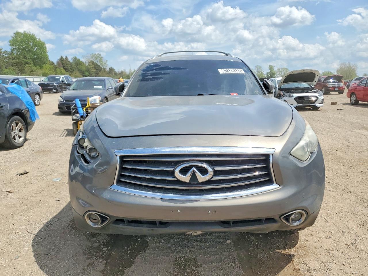 INFINITI Fx Base