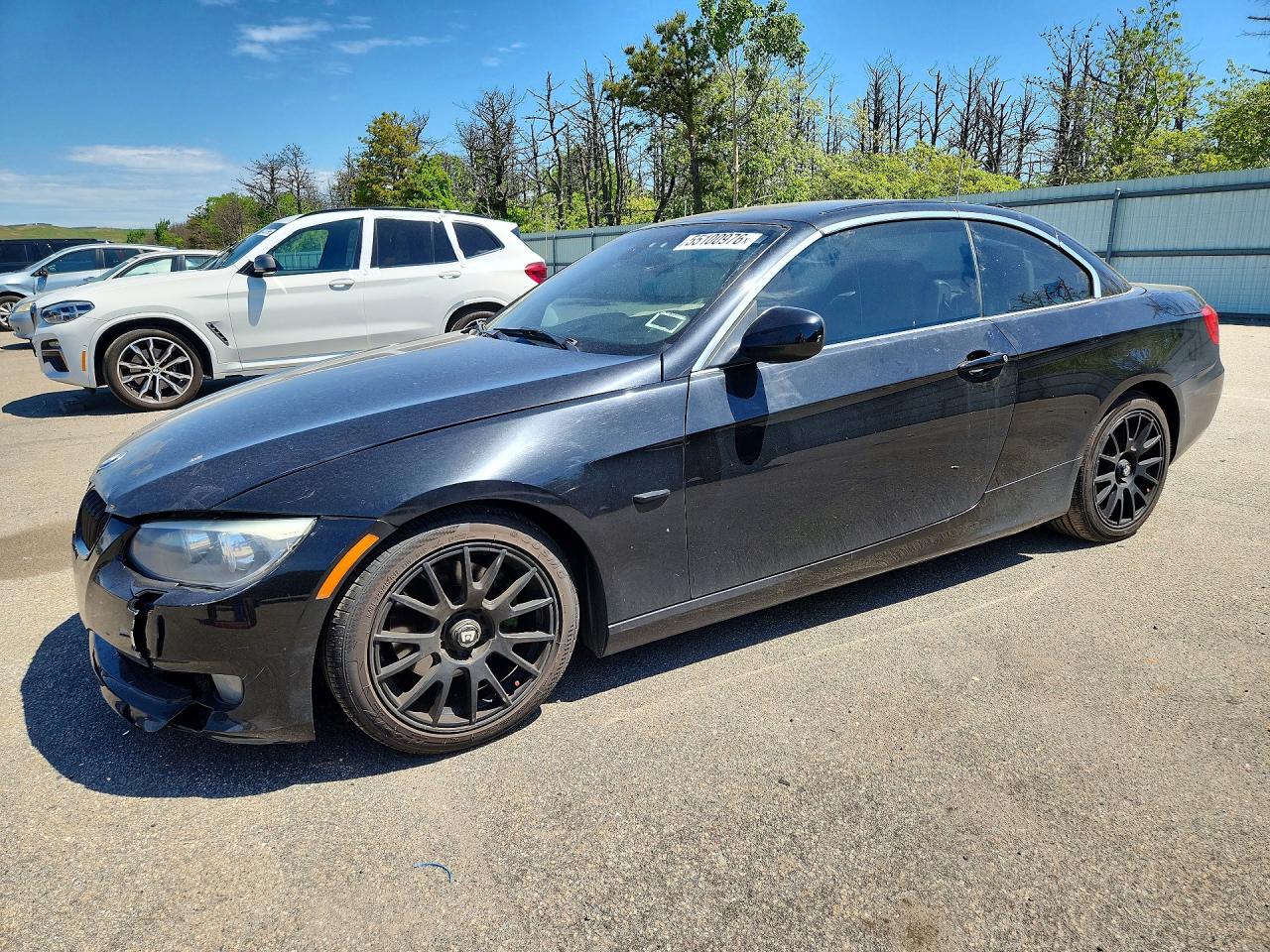 Salvage BMW 3 Series Image