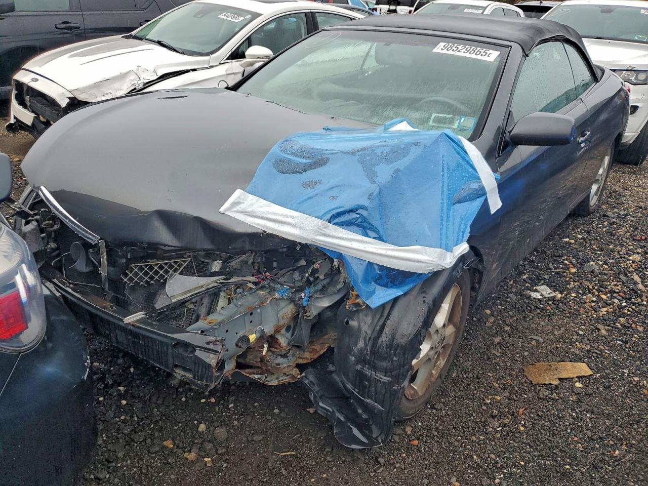 Salvage Toyota Camry Image