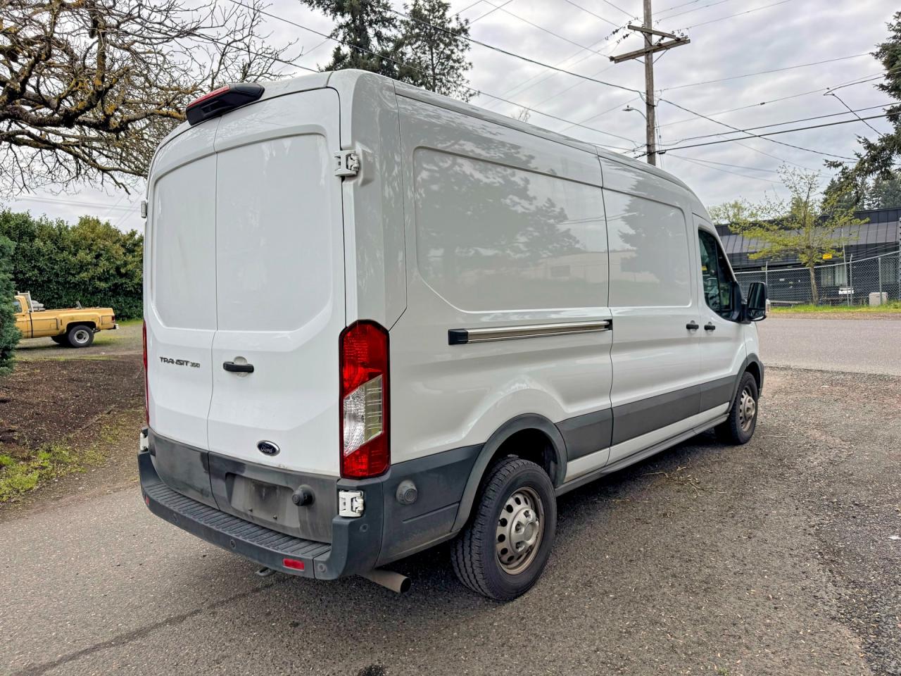 Ford Transit T-350