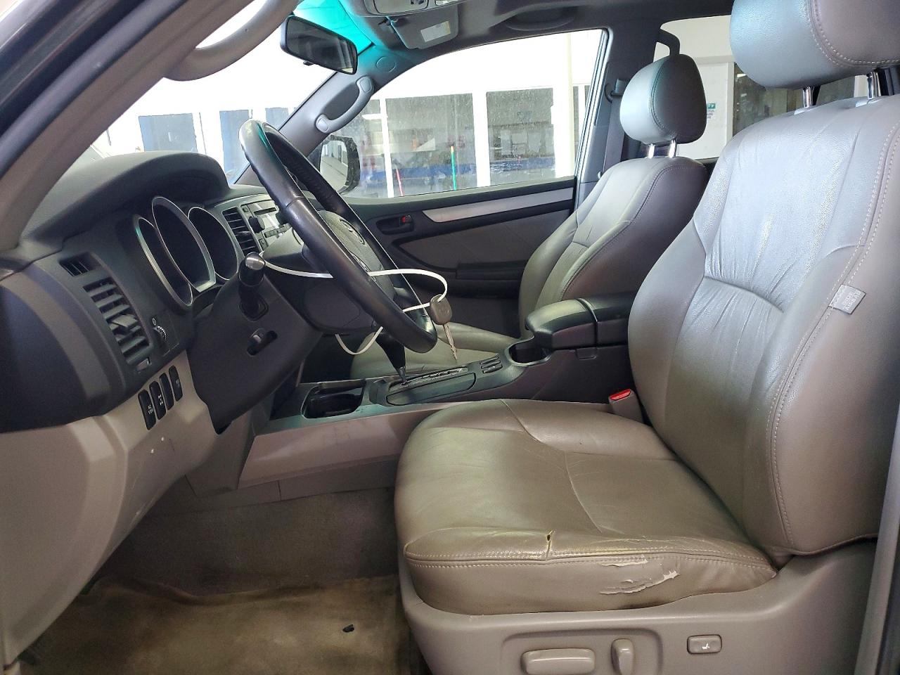 Toyota 4Runner Sr5