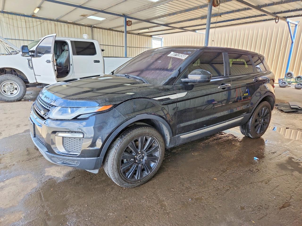 Salvage Land Rover Range Rover Image