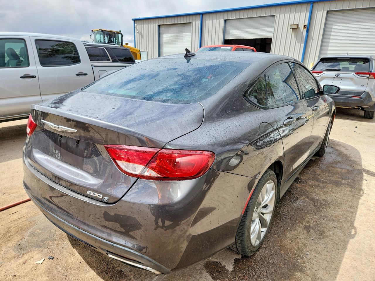 Chrysler 200 S