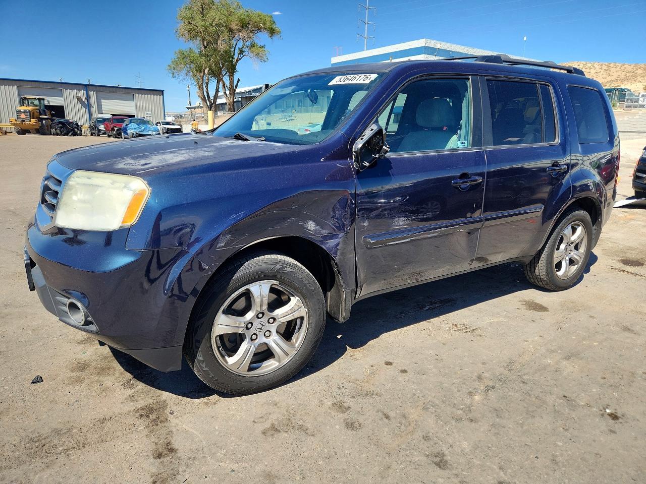 Salvage Honda Pilot Image