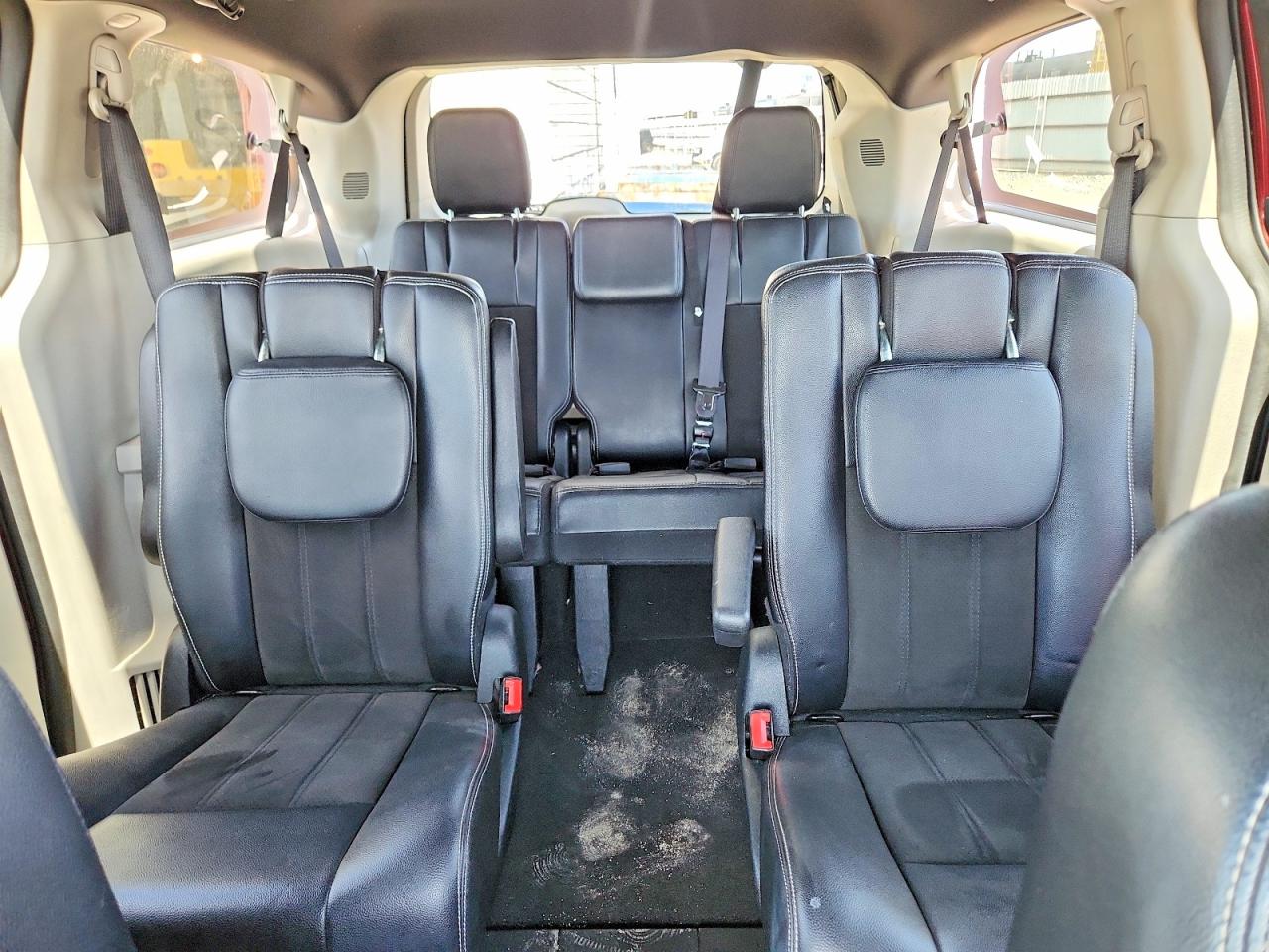 Dodge Caravan Sxt