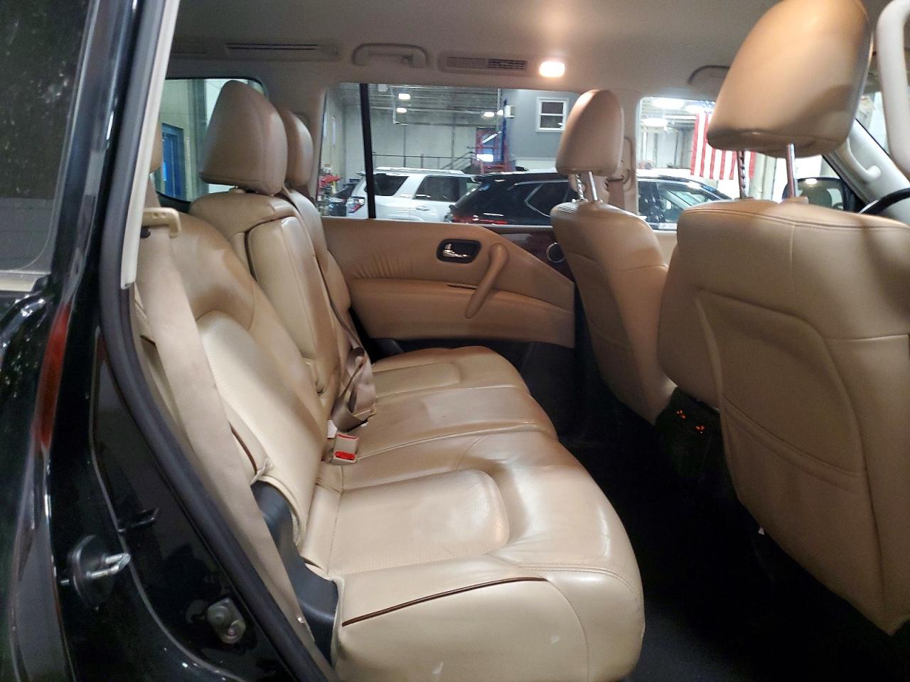 Nissan Armada Sl