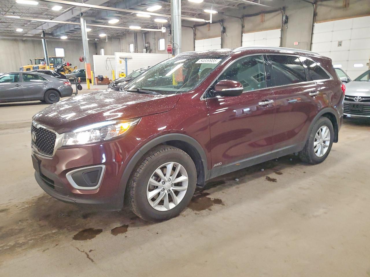 Salvage Kia Sorento Image