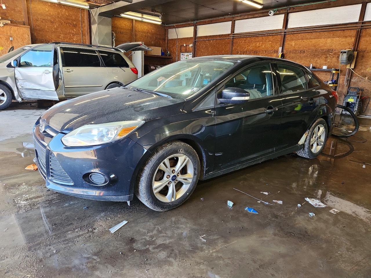 Salvage Ford Focus Image