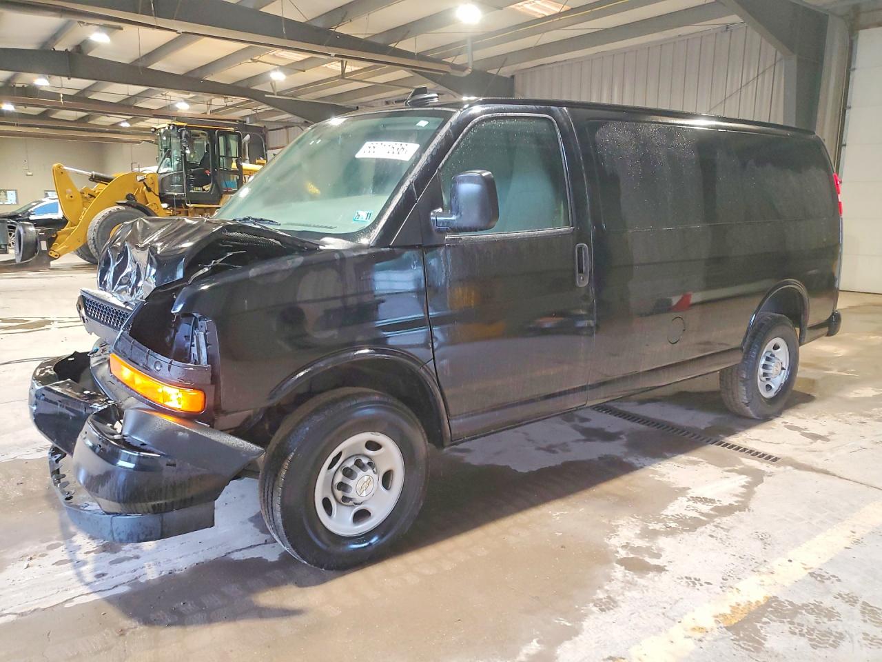 Salvage Chevrolet Express Image