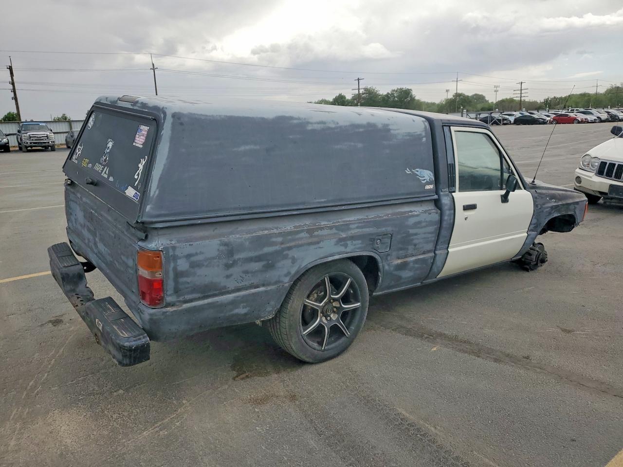 Toyota Pickup Base