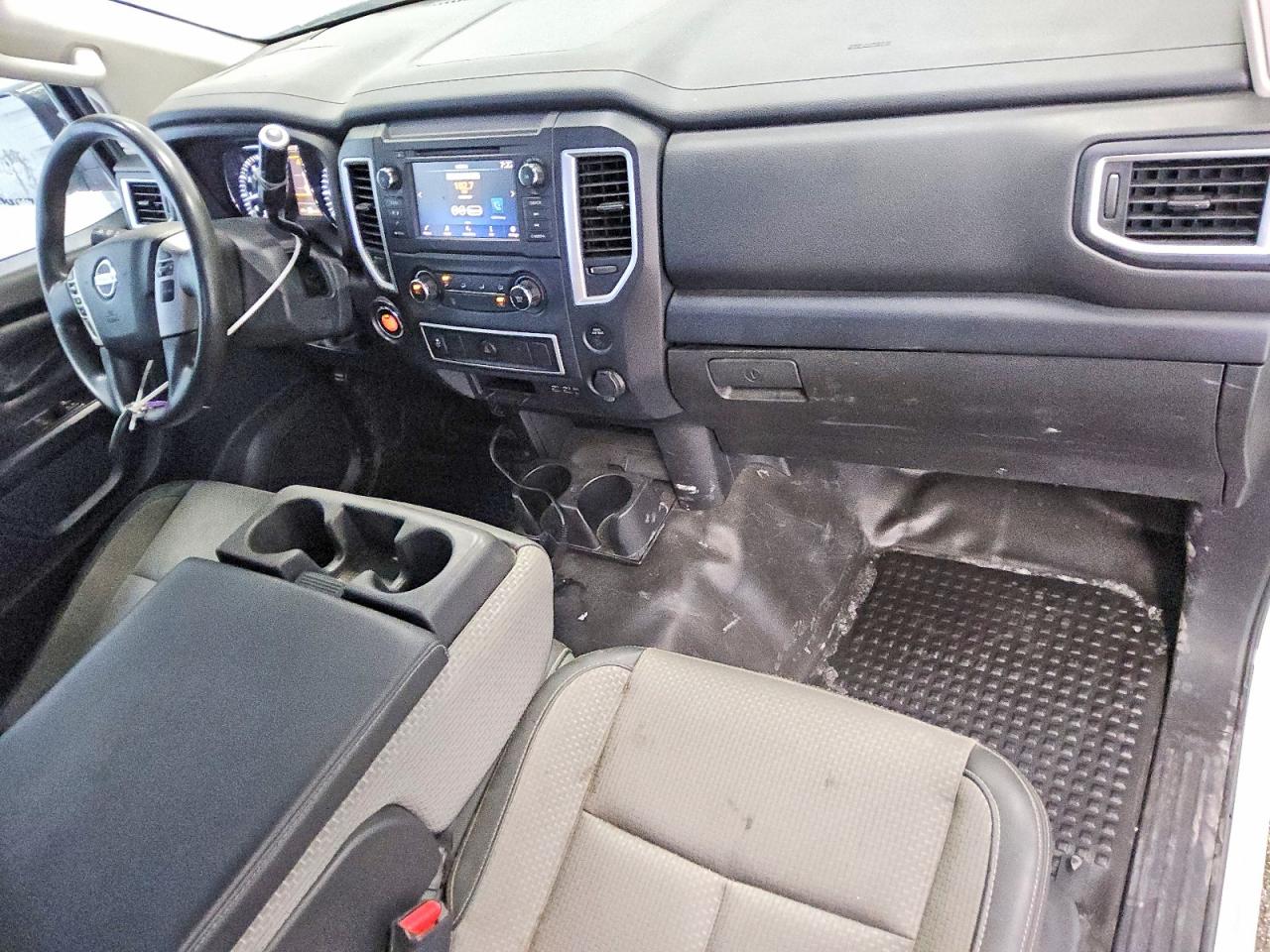 Nissan Titan S