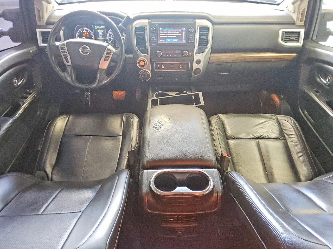 Nissan Titan Sl