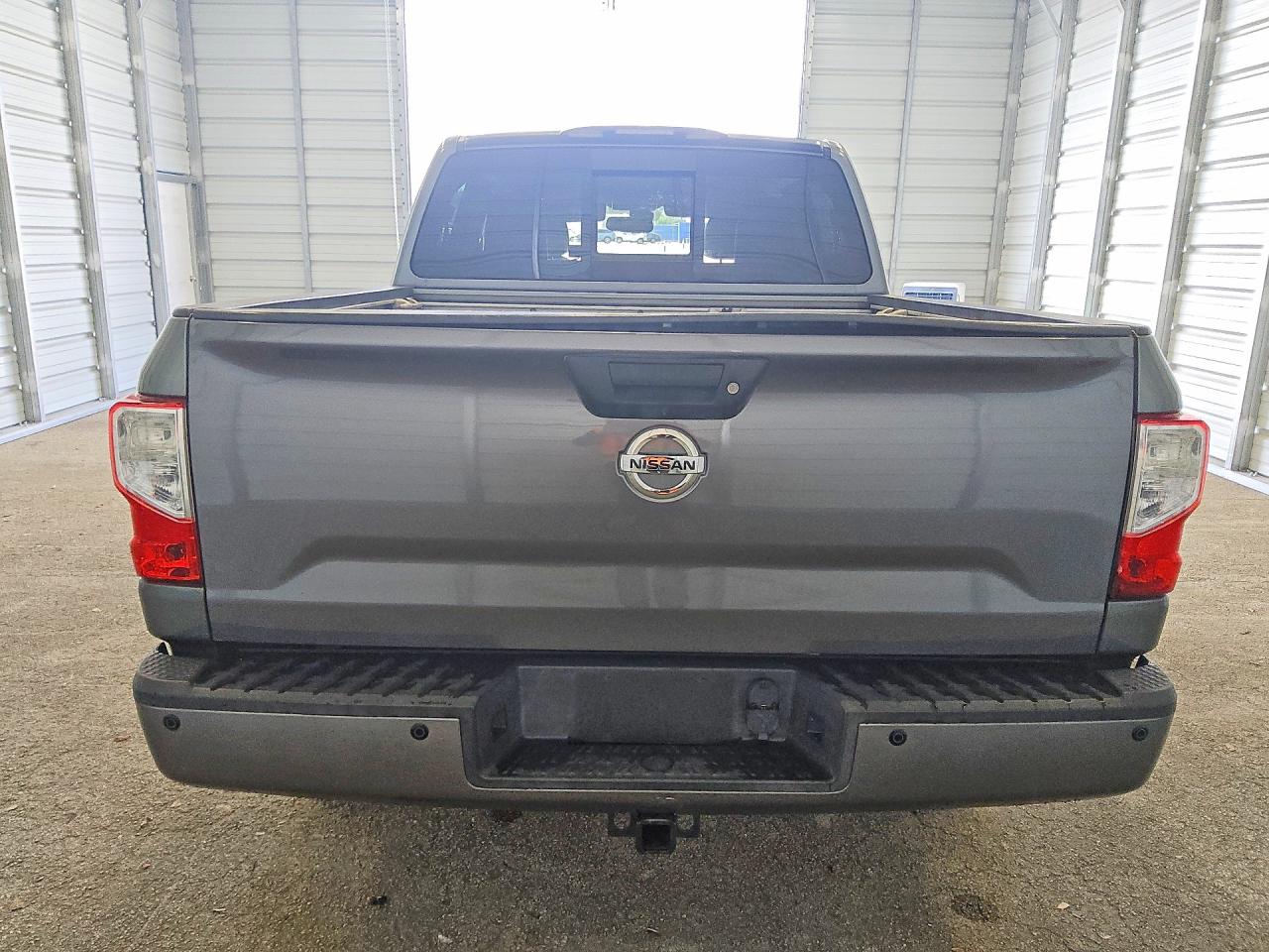 Nissan Titan Sl