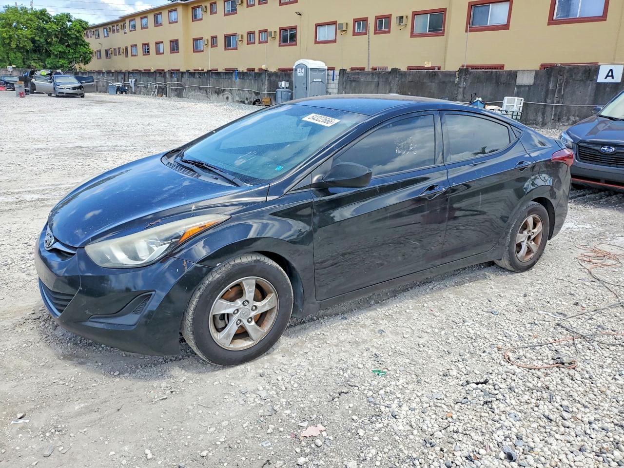 Salvage Hyundai ELANTRA Image