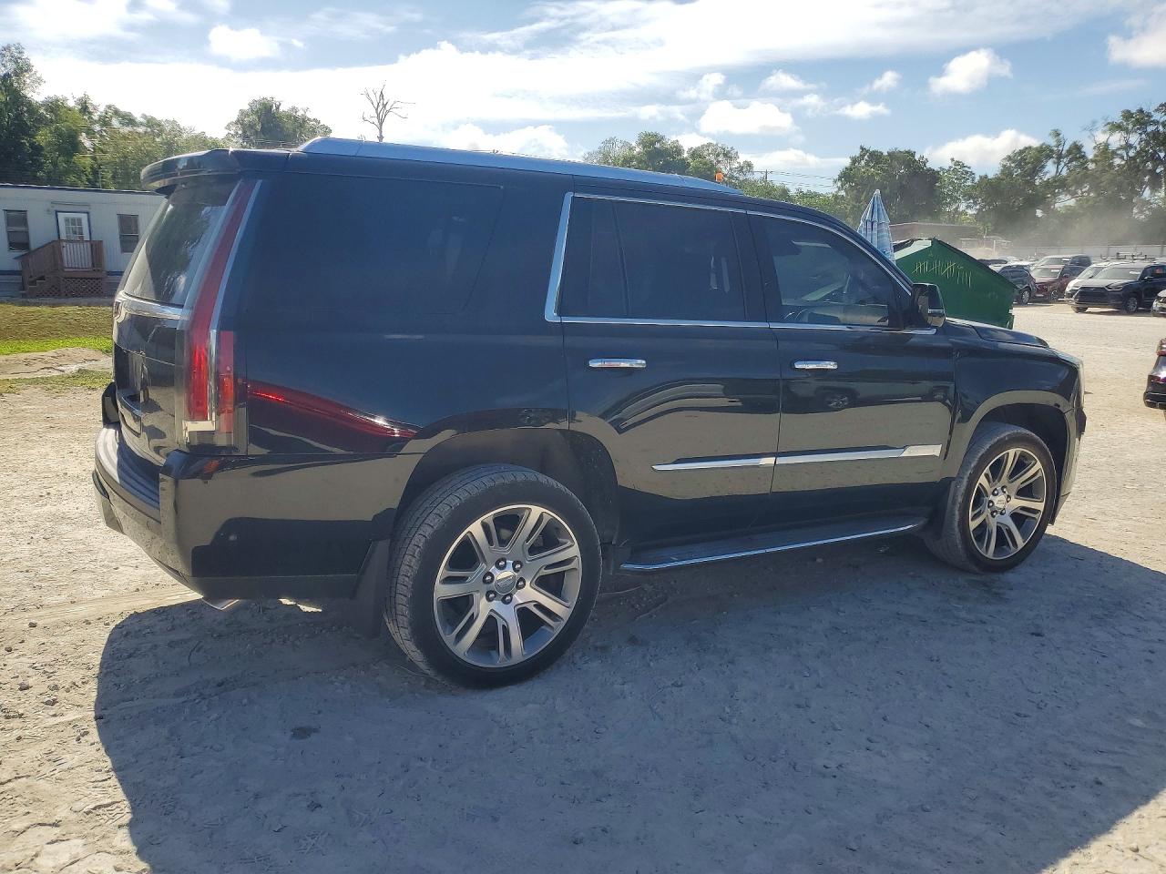 Cadillac Escalade Luxury