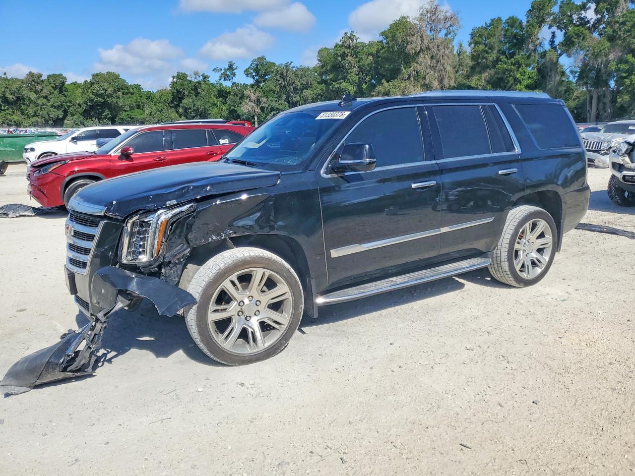 Salvage Cadillac Escalade Image
