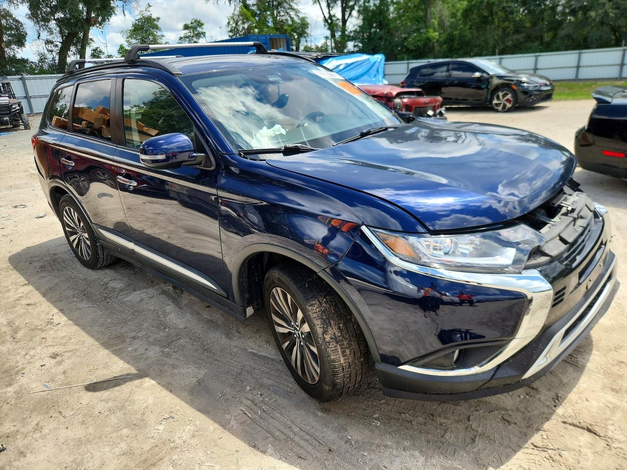Mitsubishi Outlander Se