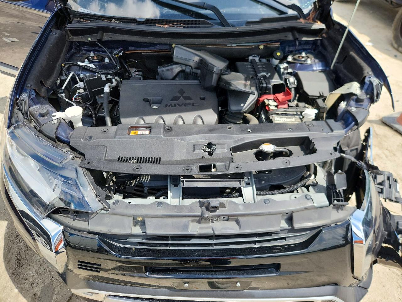 Mitsubishi Outlander Se