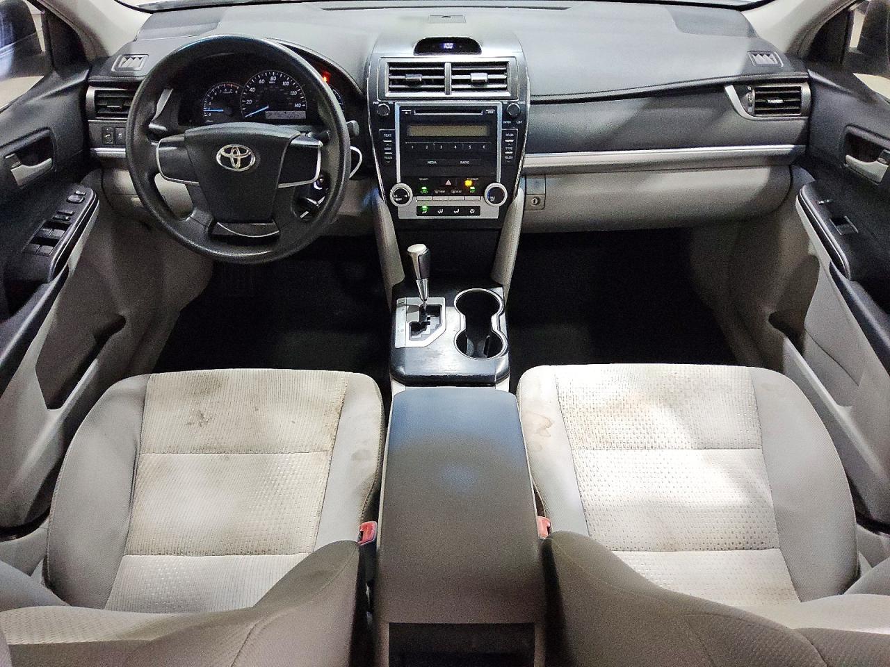 Toyota Camry L