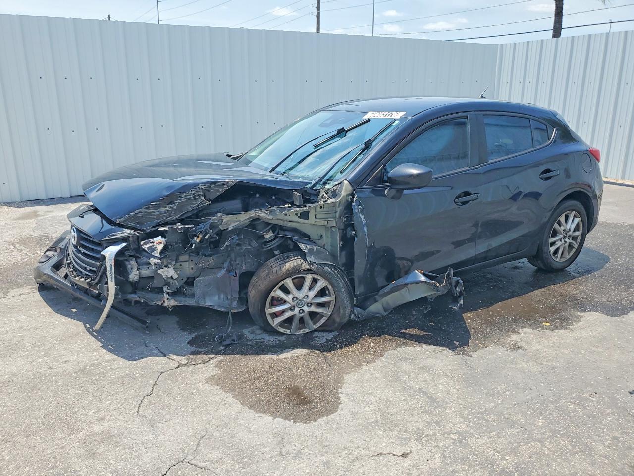 Salvage Mazda 3 Image
