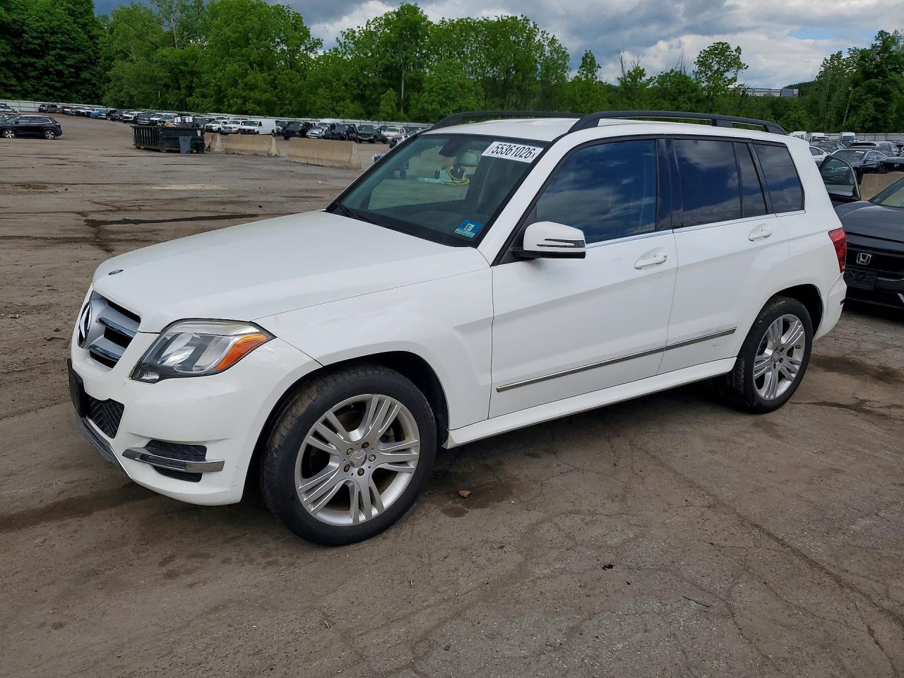 Salvage Mercedes-Benz GLK Image