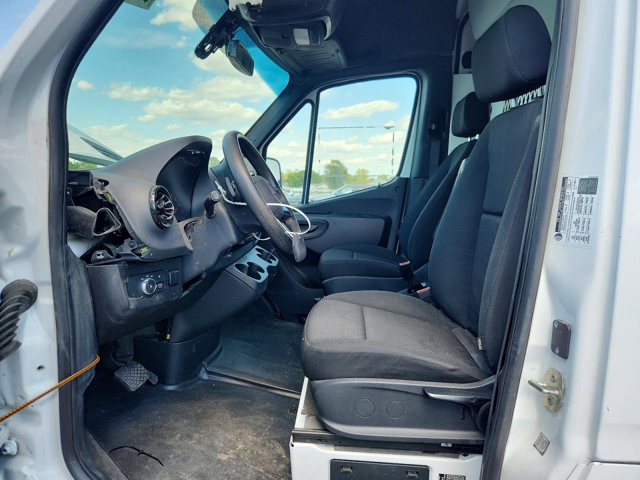 Mercedes-Benz Sprinter 2500