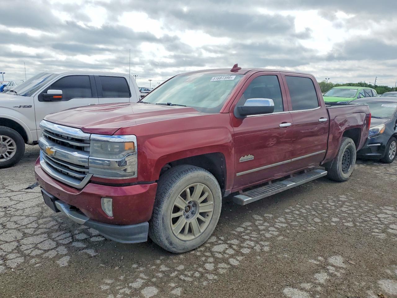Salvage Chevrolet Silverado Image