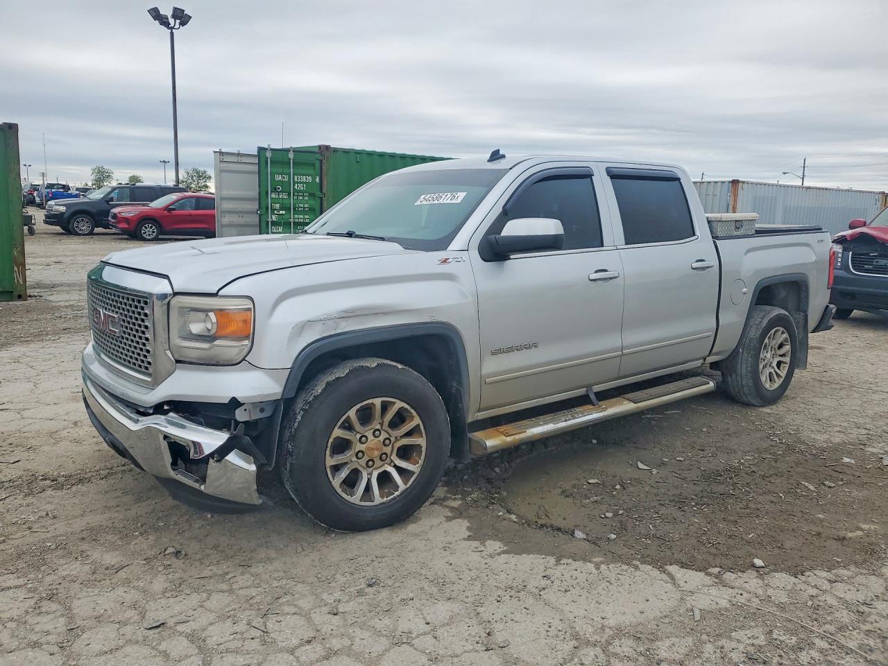 Salvage GMC Sierra Image