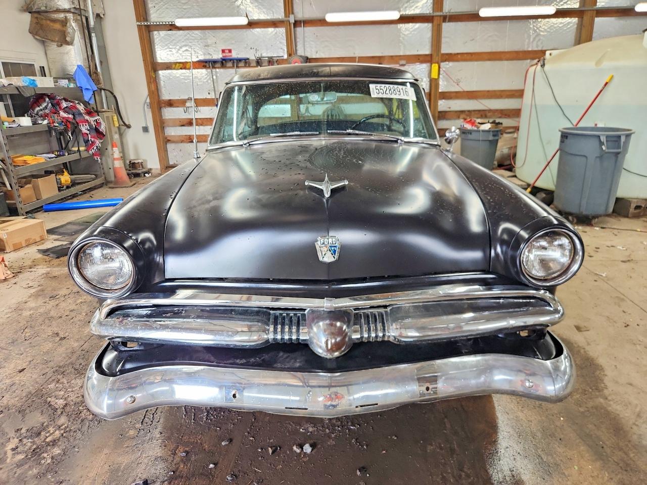Ford Custom Del