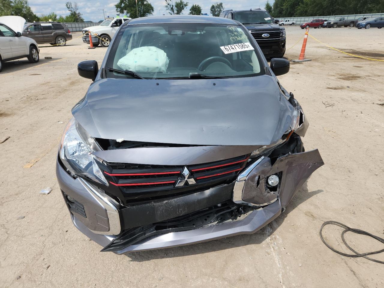 Mitsubishi Mirage Se