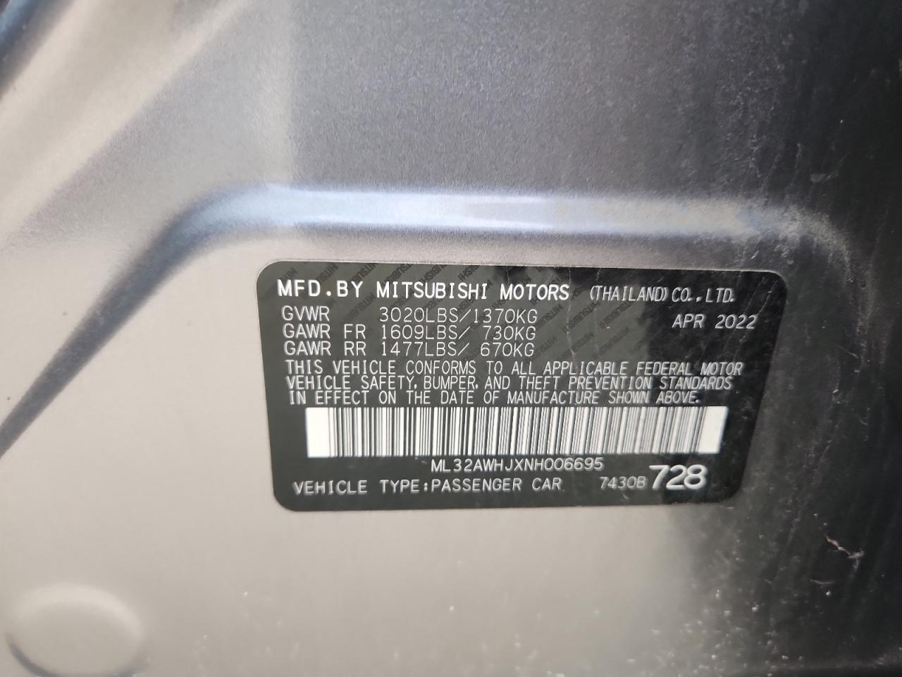 Mitsubishi Mirage Se