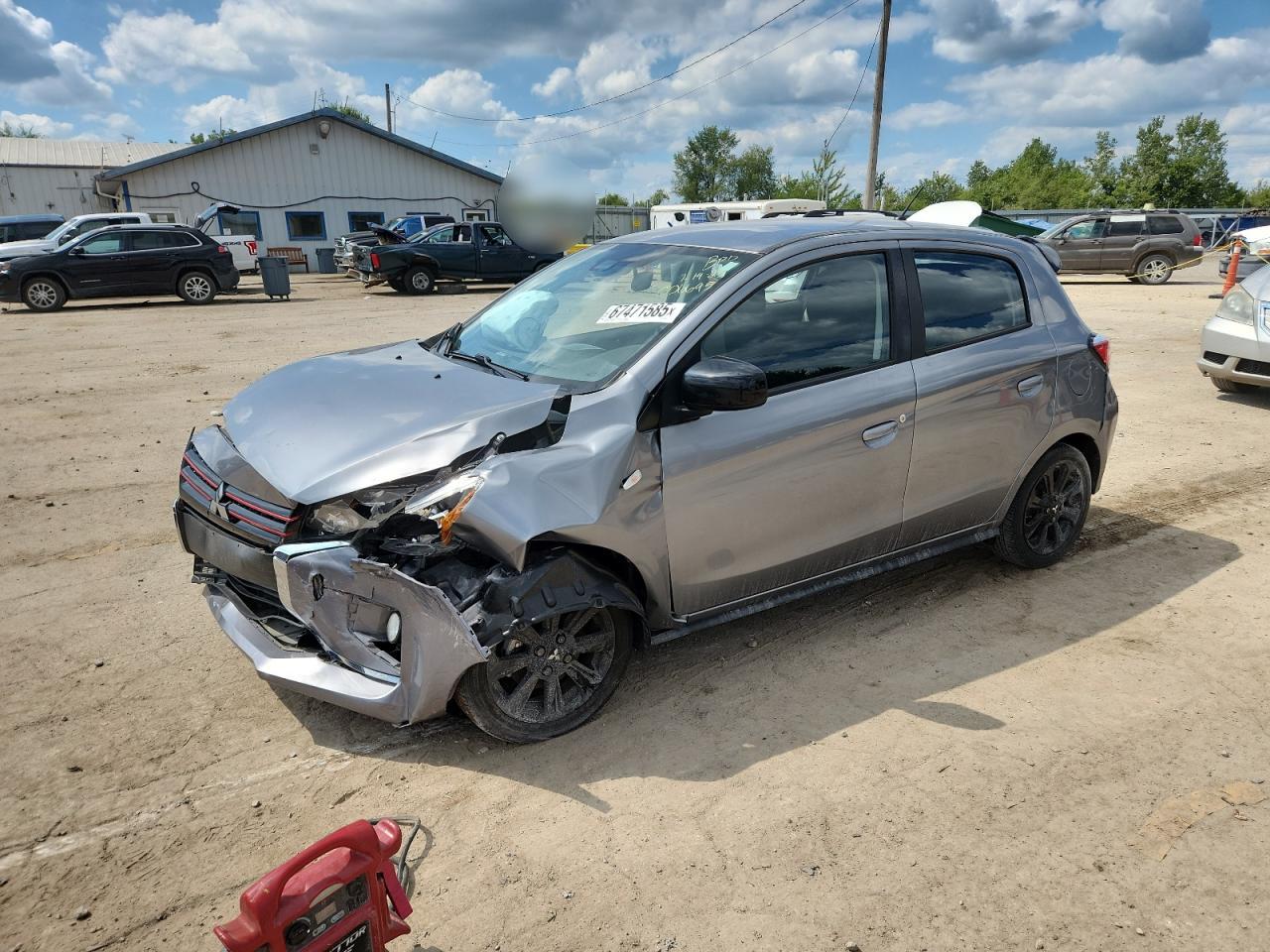 Salvage Mitsubishi Mirage Image