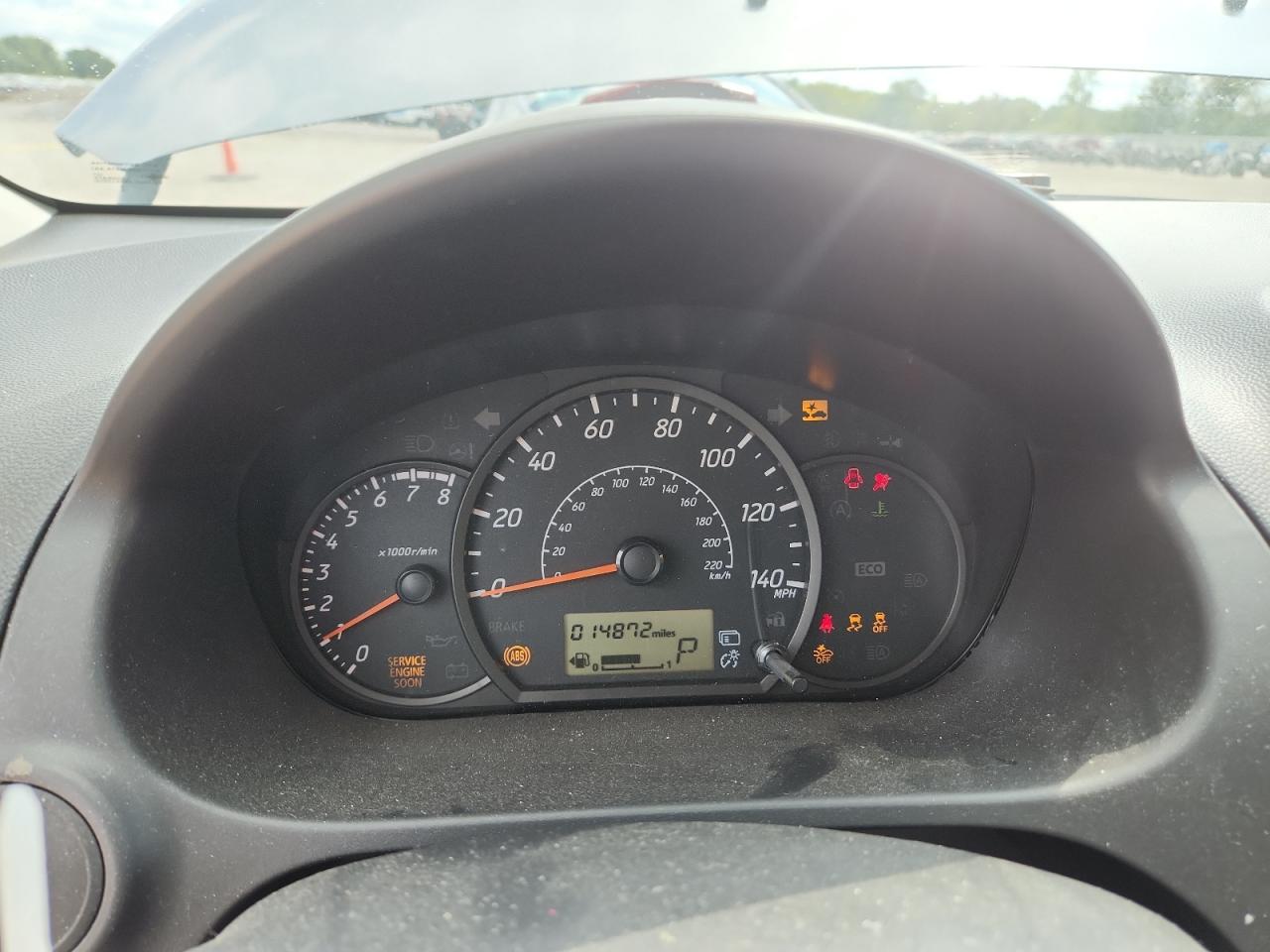 Mitsubishi Mirage Se