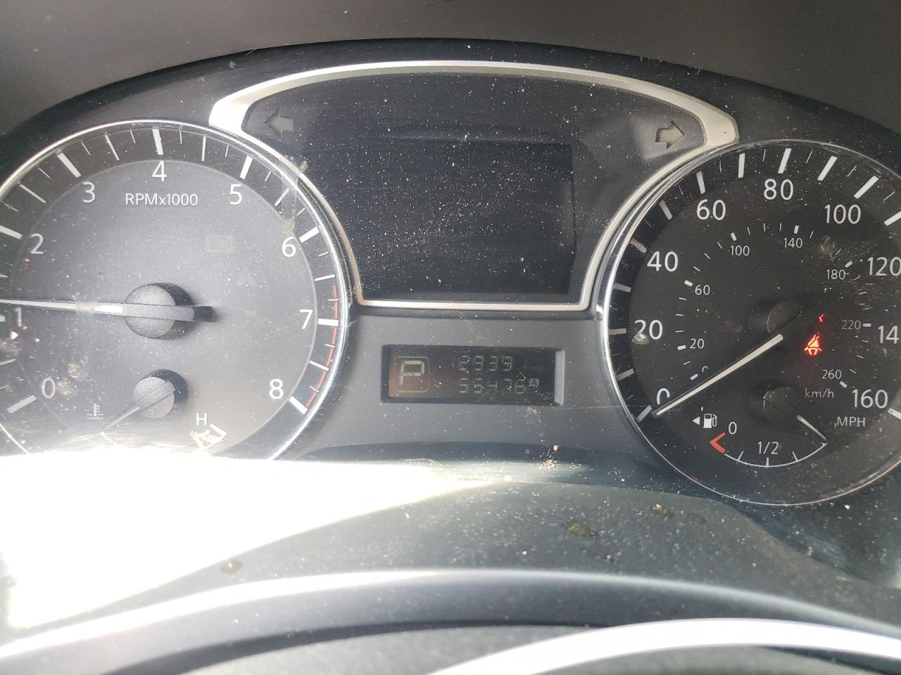 Nissan Pathfinder S