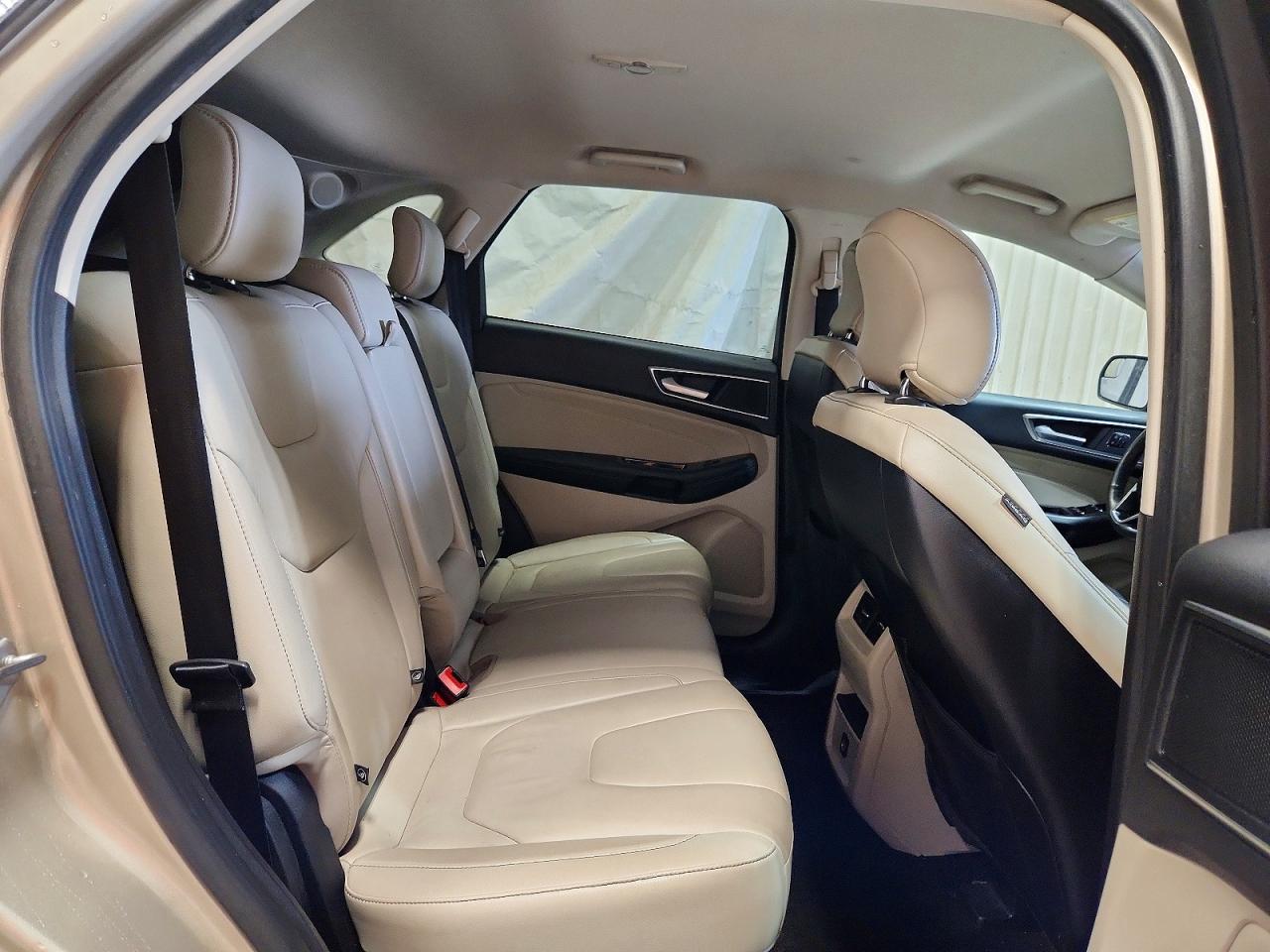 Ford Edge Titanium