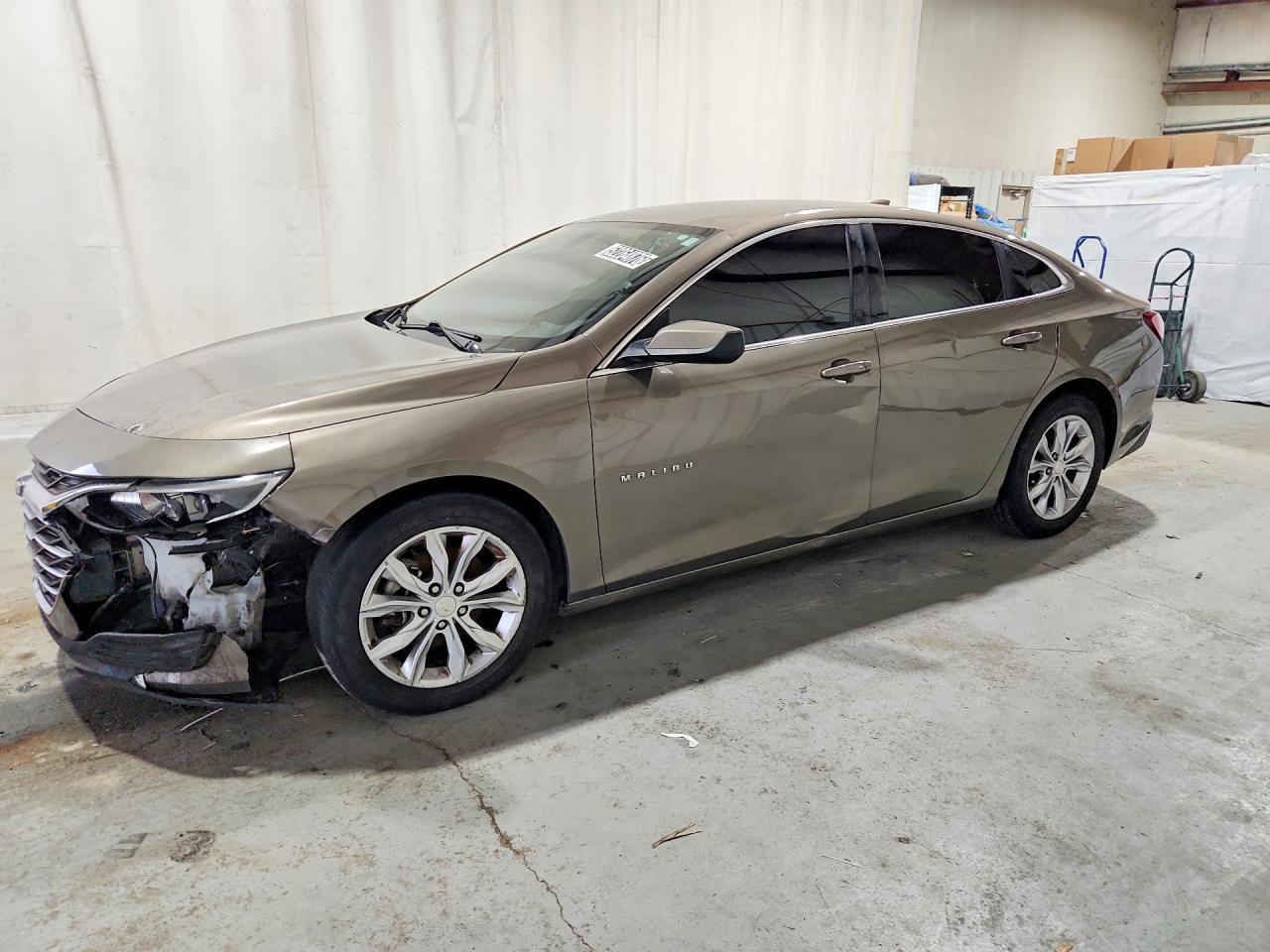 Salvage Chevrolet Malibu Image