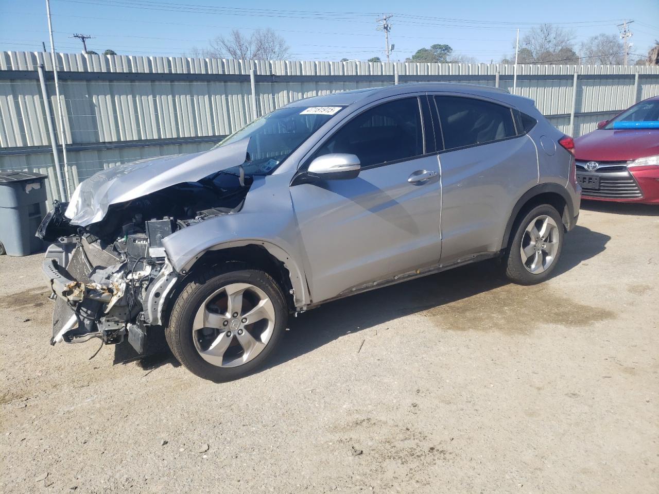 Salvage Honda HR-V Image