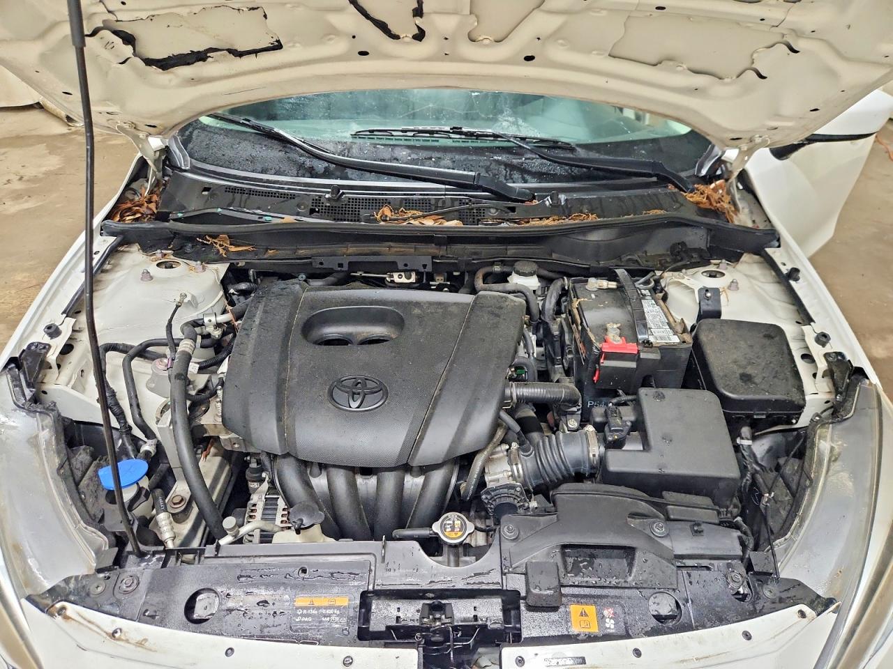 Toyota Yaris Base