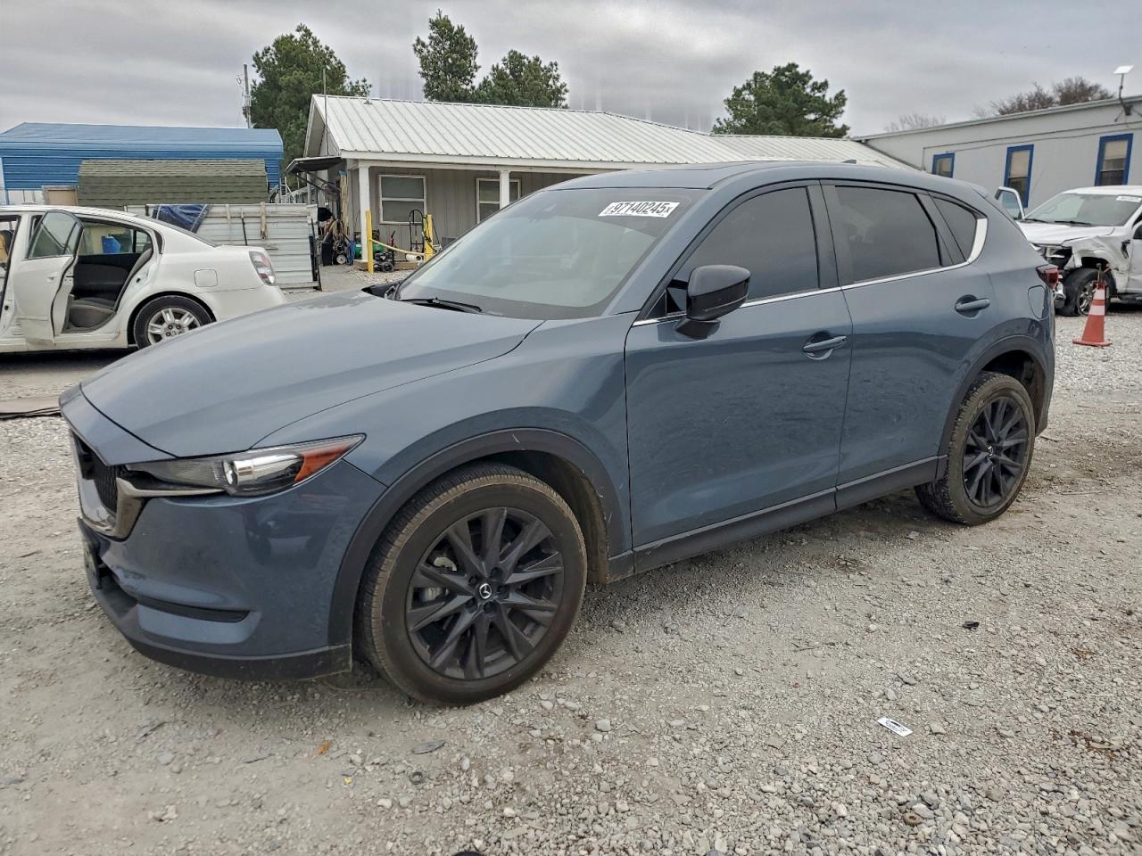 Salvage Mazda Cx Image