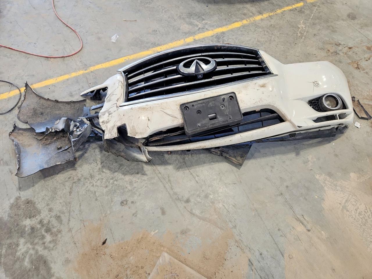 INFINITI Qx Base