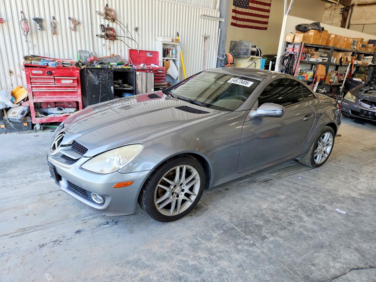 Salvage Mercedes-Benz Slk-class Image