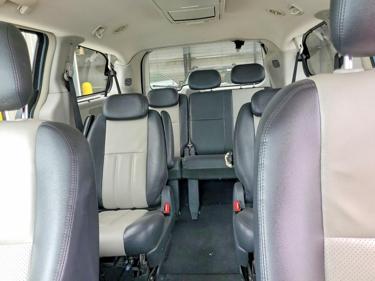 Chrysler Minivan Touring Plus